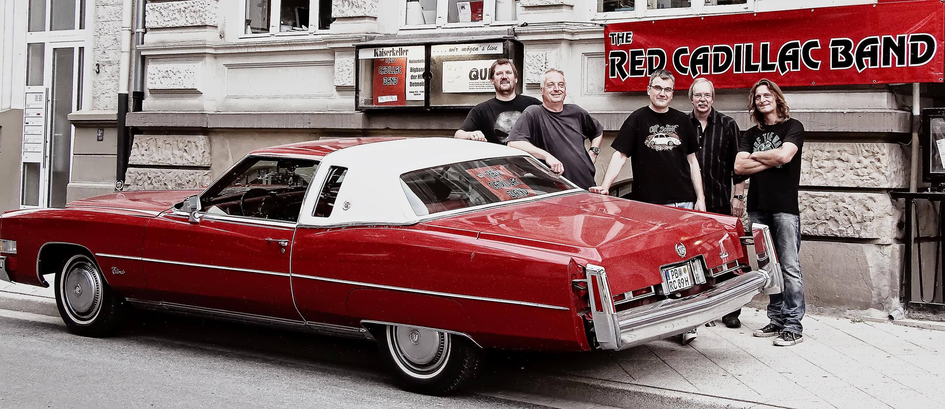 THE RED CADILLAC BAND mit rotem Cadillac